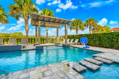 Luxury Villa Photo #3