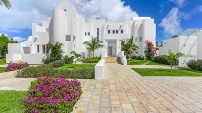 Luxury Villa Photo #55