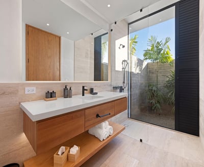 Luxury Villa Photo #31