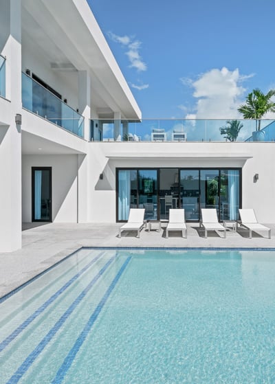 Luxury Villa Photo #6