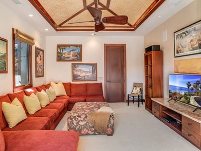 Luxury Villa Photo #21