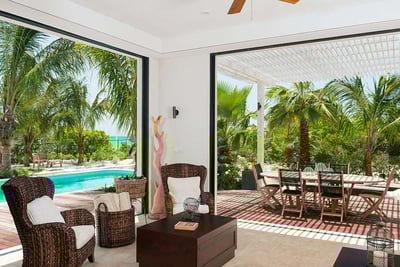 Luxury Villa Photo #8
