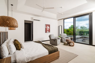 Luxury Villa Photo #65