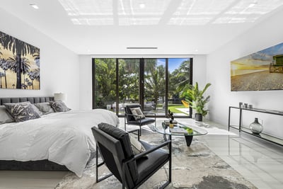 Luxury Villa Photo #33