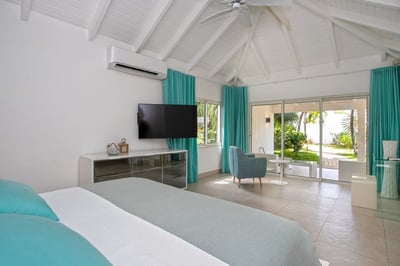 Luxury Villa Photo #53