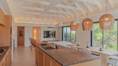 Luxury Villa Photo #19