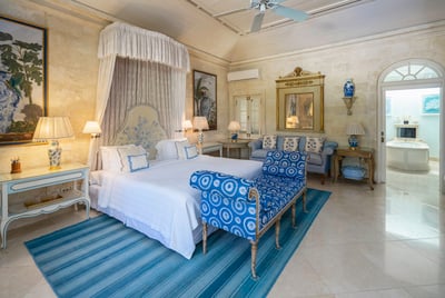 Luxury Villa Photo #22