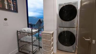 Washer and dryer, upper level