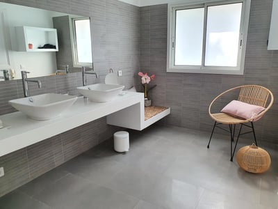 Luxury Villa Photo #24