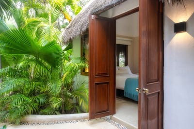 Luxury Villa Photo #46