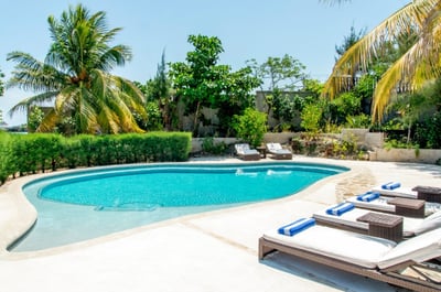 Luxury Villa Photo #4