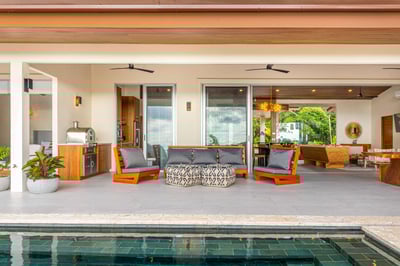 Luxury Villa Photo #15