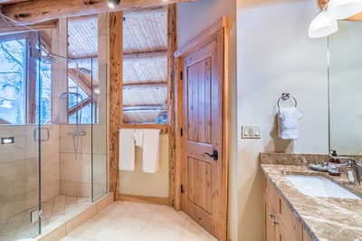 Luxury Villa Photo #16