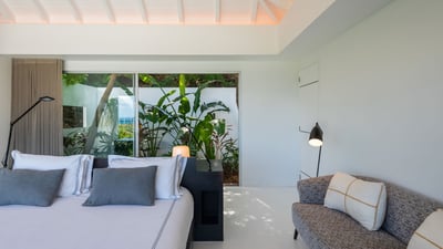 Luxury Villa Photo #39