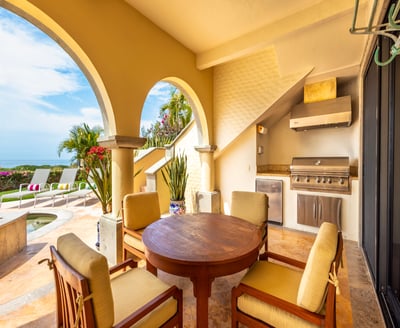 Luxury Villa Photo #13