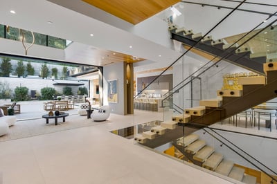 Luxury Villa Photo #24