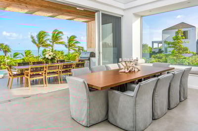 Luxury Villa Photo #8