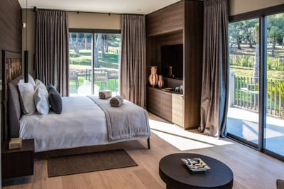 Luxury Villa Photo #14