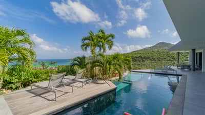 Luxury Villa Photo #2