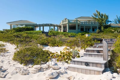 Luxury Villa Photo #2