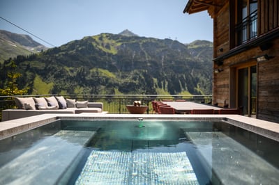 Luxury Villa Photo #18