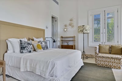 Luxury Villa Photo #33