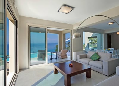 Luxury Villa Photo #11