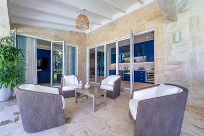 Luxury Villa Photo #8