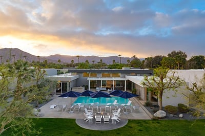 Luxury Villa Photo #2