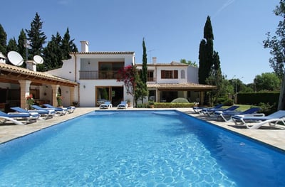 Luxury Villa Photo #2