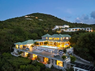 Luxury Villa Photo #41