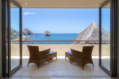 Luxury Villa Photo #21