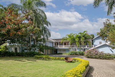 Luxury Villa Photo #46