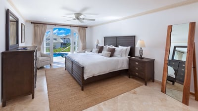 Luxury Villa Photo #5