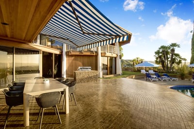 Luxury Villa Photo #18