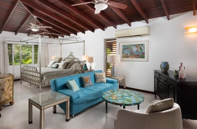 Luxury Villa Photo #19