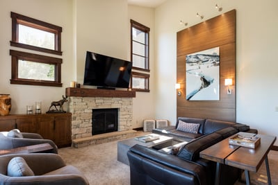 Luxury Villa Photo #6