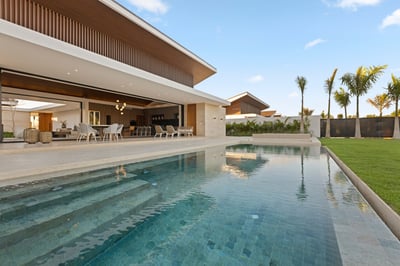 Luxury Villa Photo #8