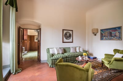 Luxury Villa Photo #14
