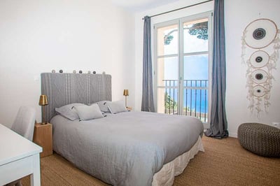 Luxury Villa Photo #30