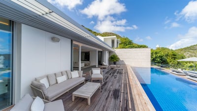 Luxury Villa Photo #9