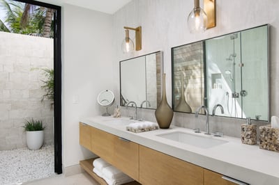 Luxury Villa Photo #50