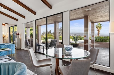 Luxury Villa Photo #41