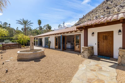 Luxury Villa Photo #19