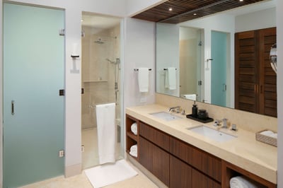 Luxury Villa Photo #26
