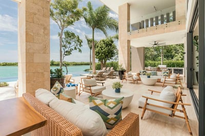 Luxury Villa Photo #12