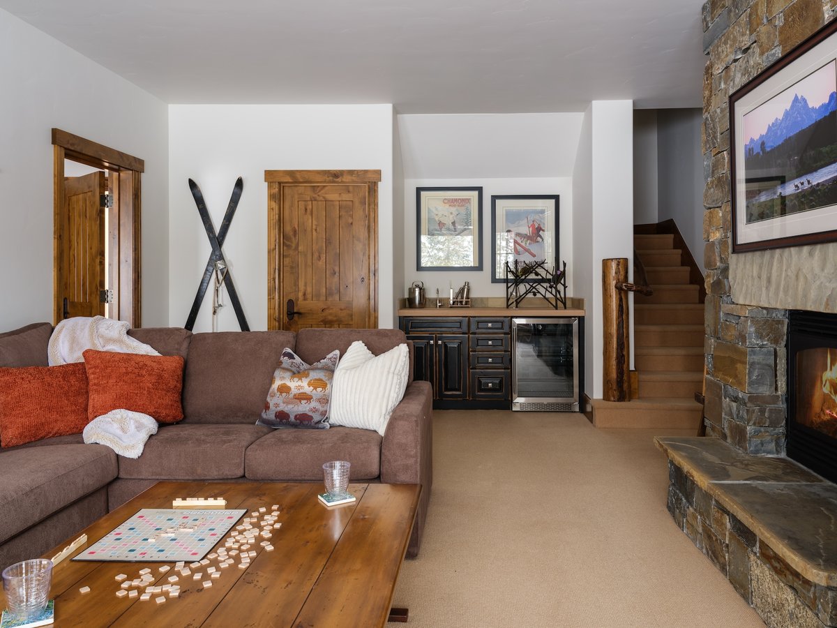 Spanish Peaks | Nestledown