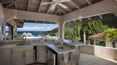 Luxury Villa Photo #10