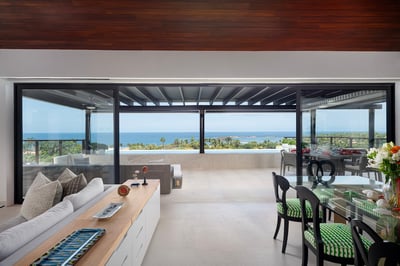 Luxury Villa Photo #15