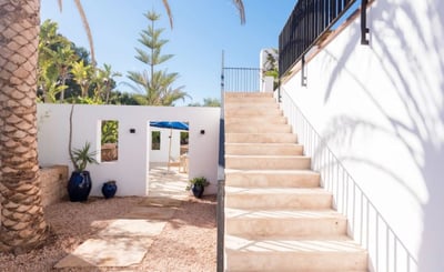 Luxury Villa Photo #13